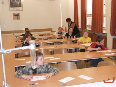 Den soutěží a her