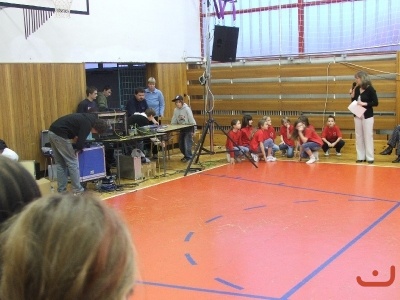 Pohni kostrou