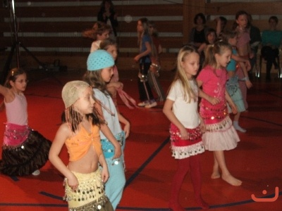 Pohni kostrou