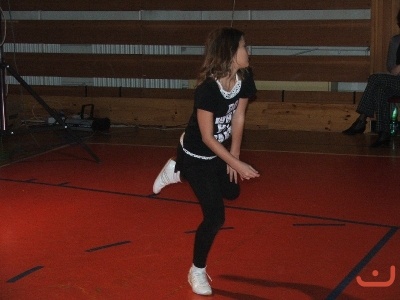 Pohni kostrou