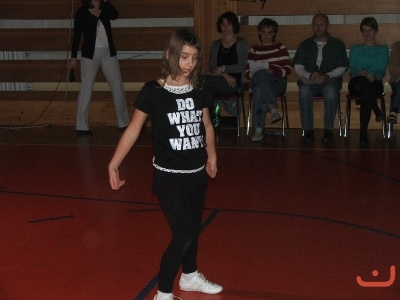 Pohni kostrou