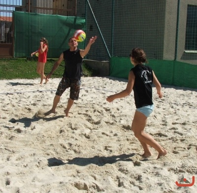 Adams family beach