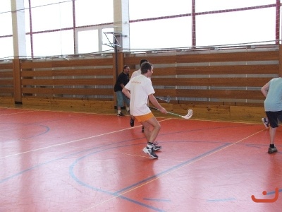 Sportovní klání žáků proti učitelům