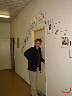 Vanocnistrom2002