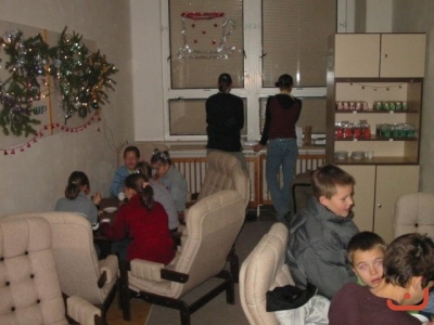 Vanocnistrom2002