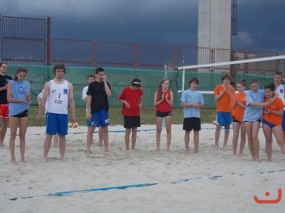 Beachový turnaj osobností a žáků školy