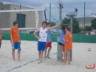 Beachový turnaj osobností a žáků školy