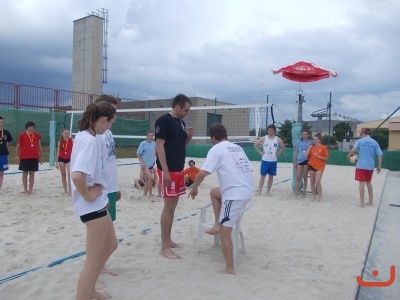 Beachový turnaj osobností a žáků školy