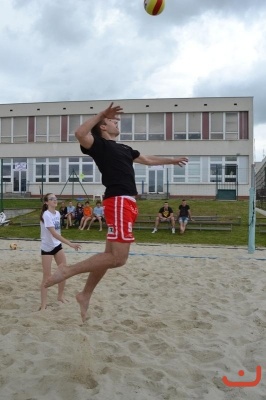Beachový turnaj osobností a žáků školy