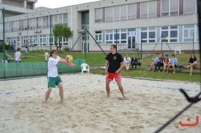 Beachový turnaj osobností a žáků školy