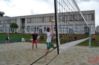 Beachový turnaj osobností a žáků školy