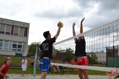 Beachový turnaj osobností a žáků školy