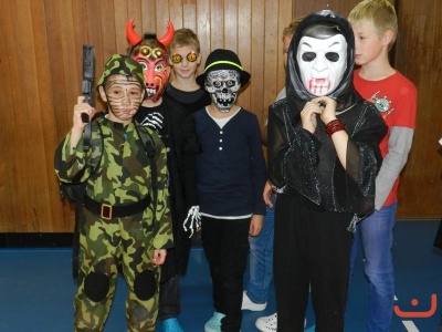 Halloweenský průvod