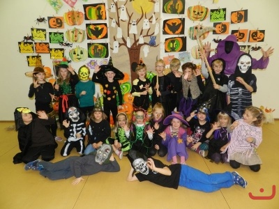 Halloweenský průvod