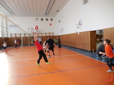 Novoroční minivolejbal rodičů s dětmi