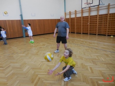 Novoroční minivolejbal rodičů s dětmi