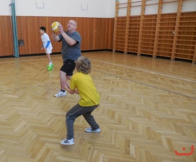 Novoroční minivolejbal rodičů s dětmi