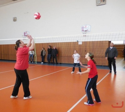 Novoroční minivolejbal rodičů s dětmi