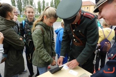 DensPolicii_48