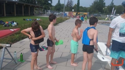louka plna deti_43