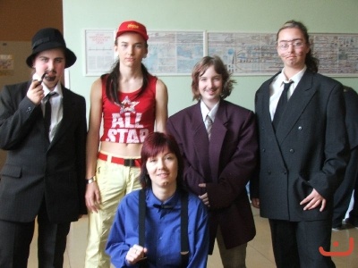 Převlekový den - kluci za holky a naopak
