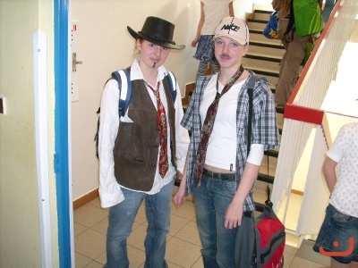 Převlekový den - kluci za holky a naopak