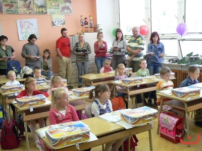 Prvňáčci první den ve škole