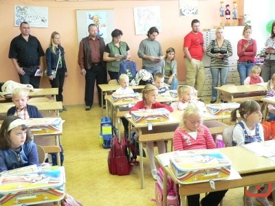 Prvňáčci první den ve škole