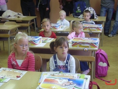 Prvňáčci první den ve škole