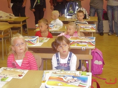 Prvňáčci první den ve škole