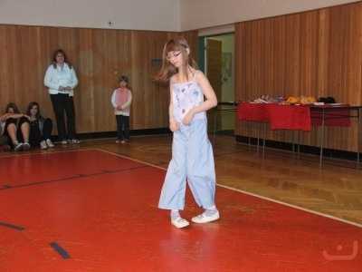 Pohni kostrou 2010