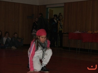 Pohni kostrou 2010