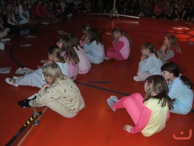 Pohni kostrou 2010