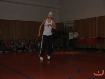 Pohni kostrou 2010