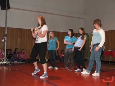 Pohni kostrou 2010