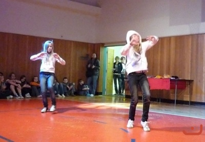 Pohni kostrou 2010