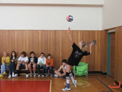 sportovní klání - žáci proti učitelům
