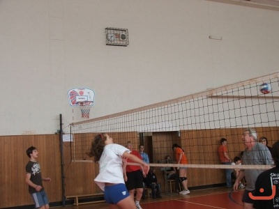 sportovní klání - žáci proti učitelům