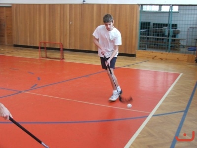 sportovní klání - žáci proti učitelům