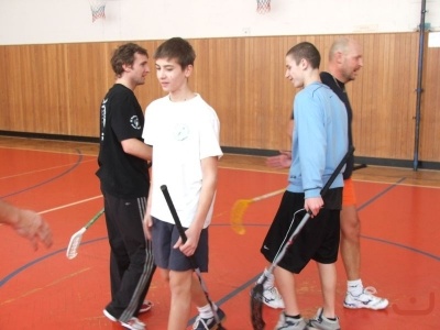 sportovní klání - žáci proti učitelům