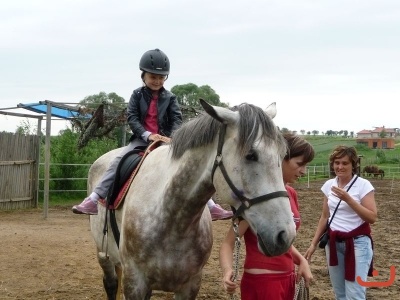 Spaní prvňáčků ve škole