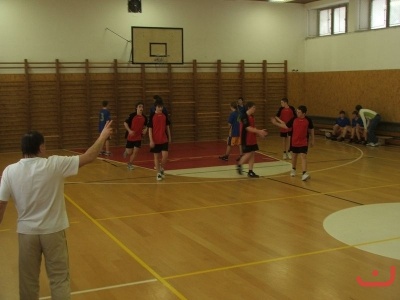Okresní kolo ZŠ v košíkové - chlapci