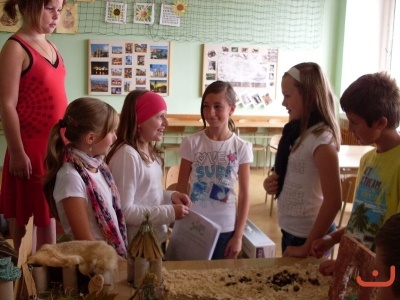 Projektový den 5.B - Pravěk