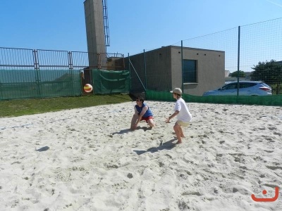 Adams family beach