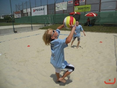 Nonstop 24-hodin beachvolejbal
