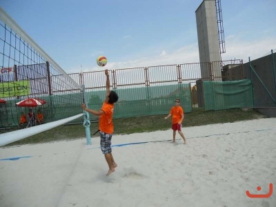 Nonstop 24-hodin beachvolejbal
