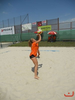 Nonstop 24-hodin beachvolejbal