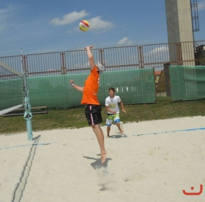 Nonstop 24-hodin beachvolejbal