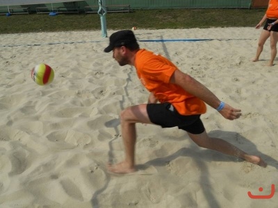 Nonstop 24-hodin beachvolejbal