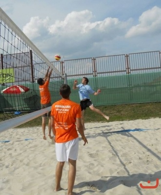 Nonstop 24-hodin beachvolejbal